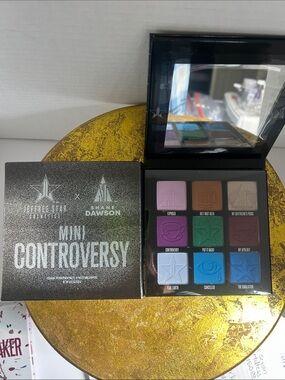 Jeffree Star Mini Controversy Eyeshadow Palette - Multi-Color